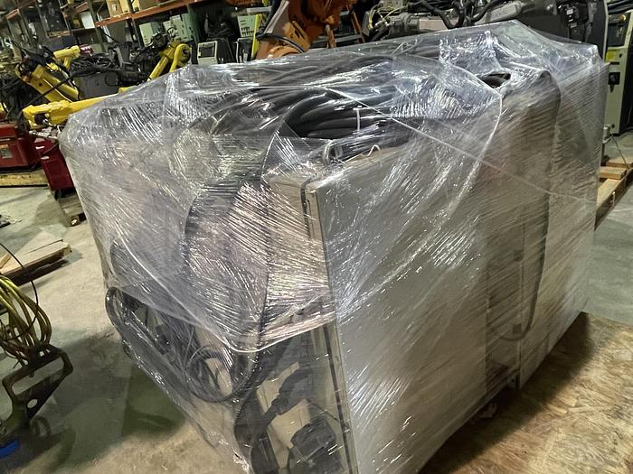 Used YASKAWA MOTOMAN ES165D 6 AXIS CNC ROBOT WITH DX100 CONTROLLER