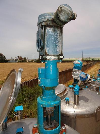 Used Tank, 550 Gallon, S/st, Agit, 1.5 HP, XP Motor, DT/DB, #S742661