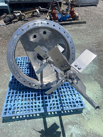 Used Used Circleville Metal Works approximately 150 gallon 304 stainless steel vertical mix tank