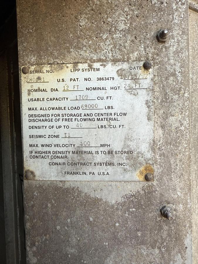 Used Used Conair Contract Systems Inc. 1709 cu ft Spiral Aluminum vertical bulk material silo