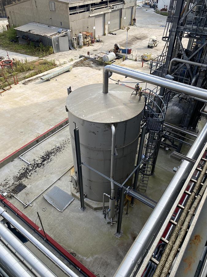 Used Used  Fabricators & Carolina Integrated Solutions Integrated Solutions 19,600 gallon 316L stainless steel vertical tank