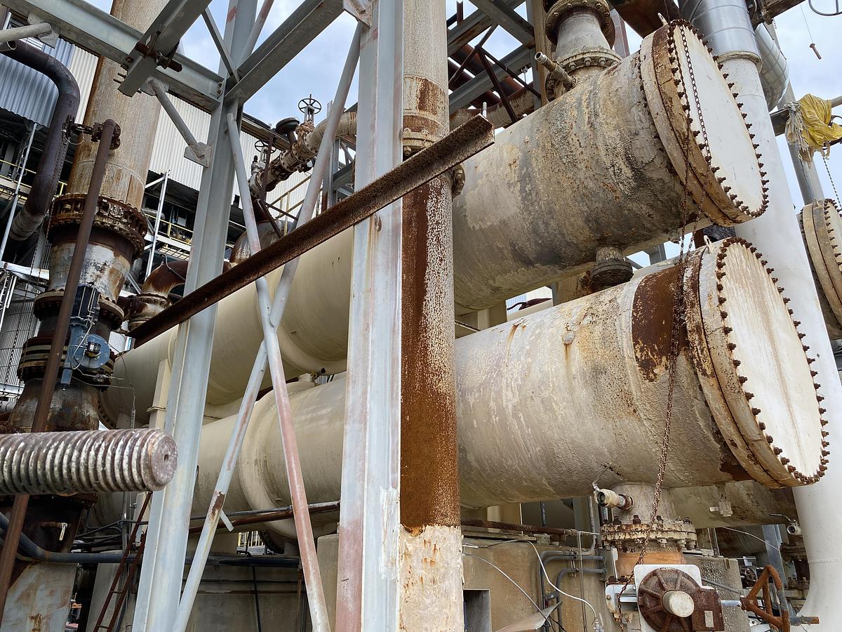 Used Used Rubicon approximately 8500 sq. ft. 304L stainless steel horizontal heat exchanger