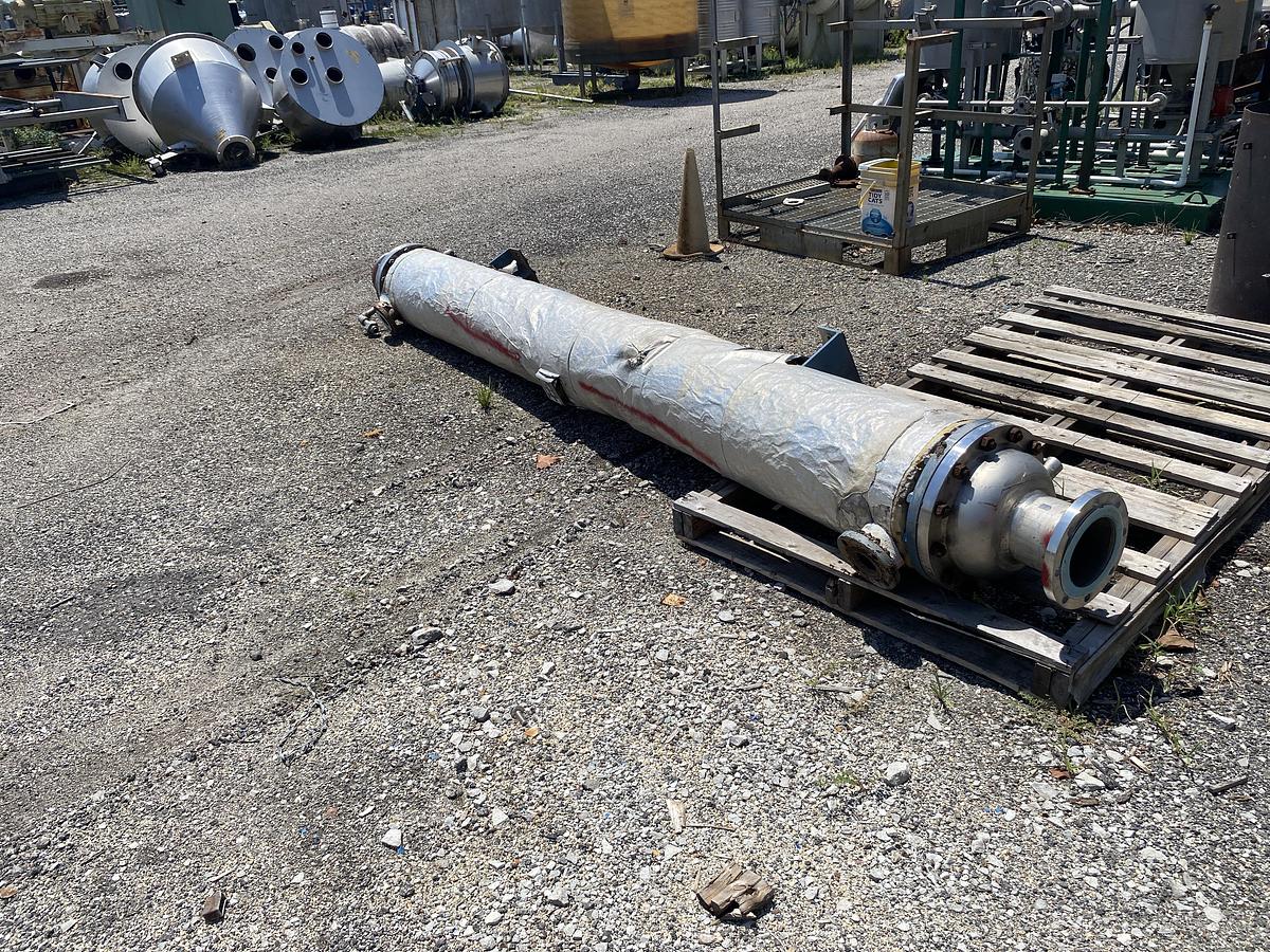 Used Used JFD Tube & Coil Products Inc. 282.5 sq ft. 304L Stainless Steel shell and tube heat exchanger