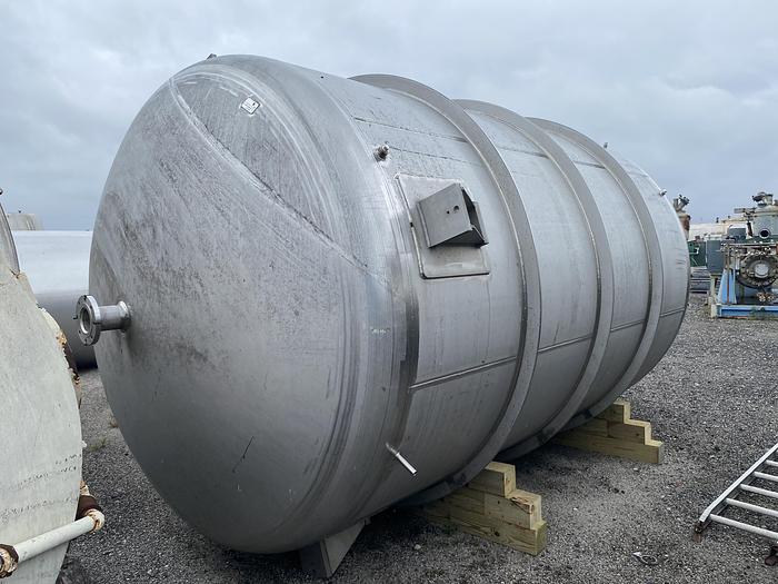 Used Crown Iron Works Co. 6,000 gallon 304L stainless steel vertical tank