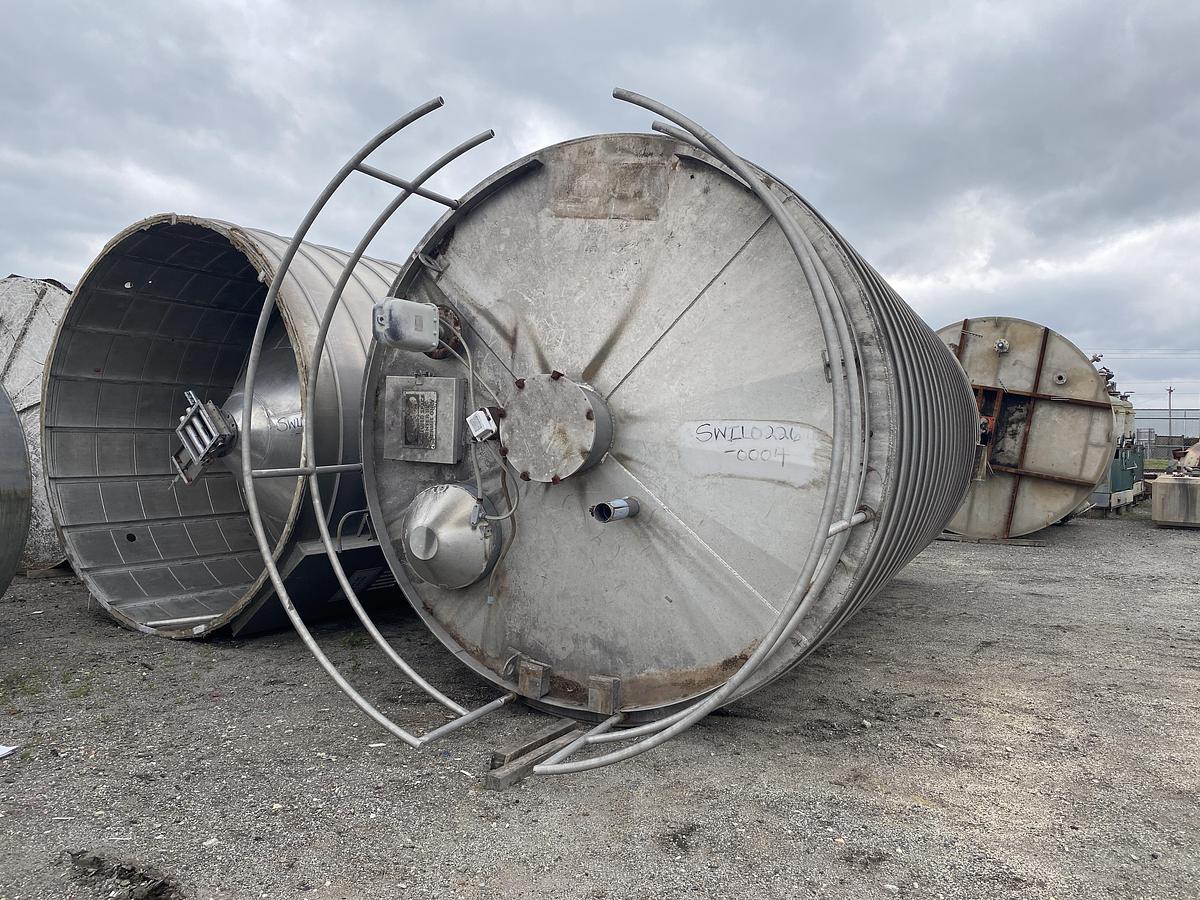 Used Used Conair Contract Systems Inc. 1709 cu ft Spiral Aluminum vertical bulk material silo