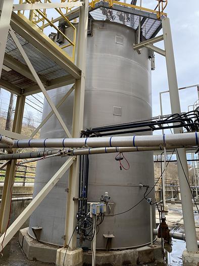 Used Used Savannah Tank and Equipment 25,000 gallon 304L stainless steel vertical tank