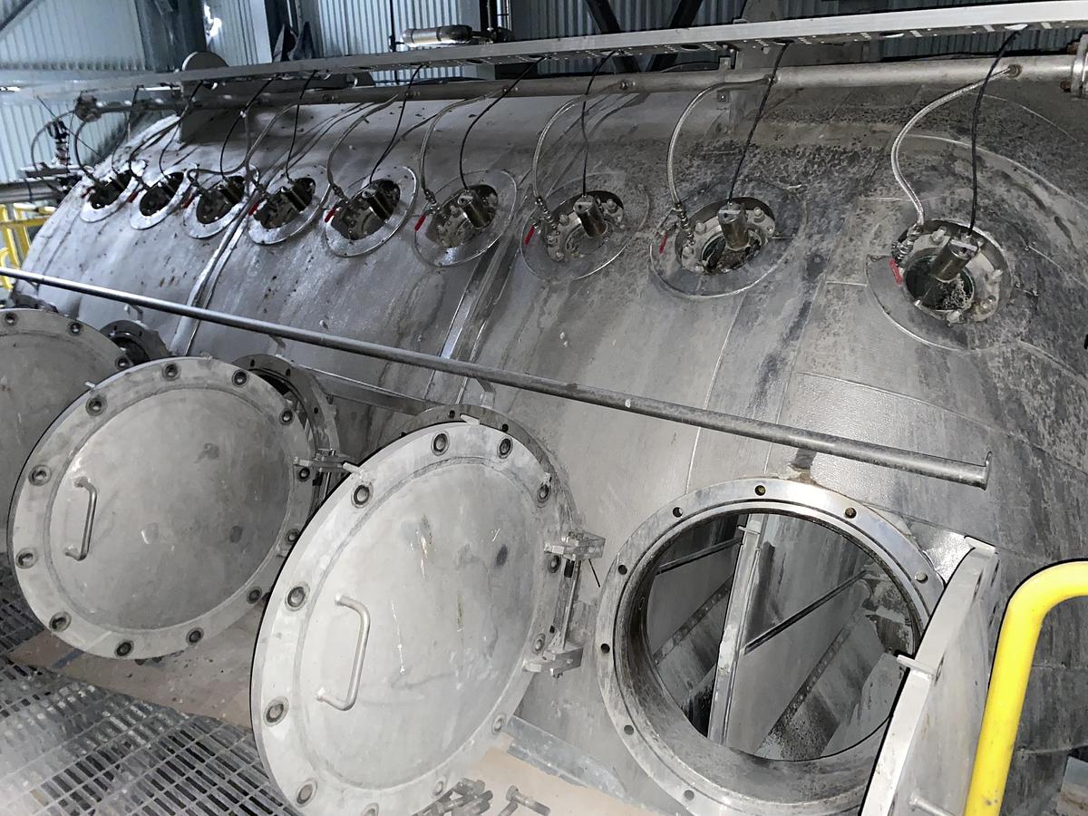 Used Used White Liquor Filtration System.  Consisting of an Andritz LimeWhite Model WLF3709 Rotary, pressurized precoat disc