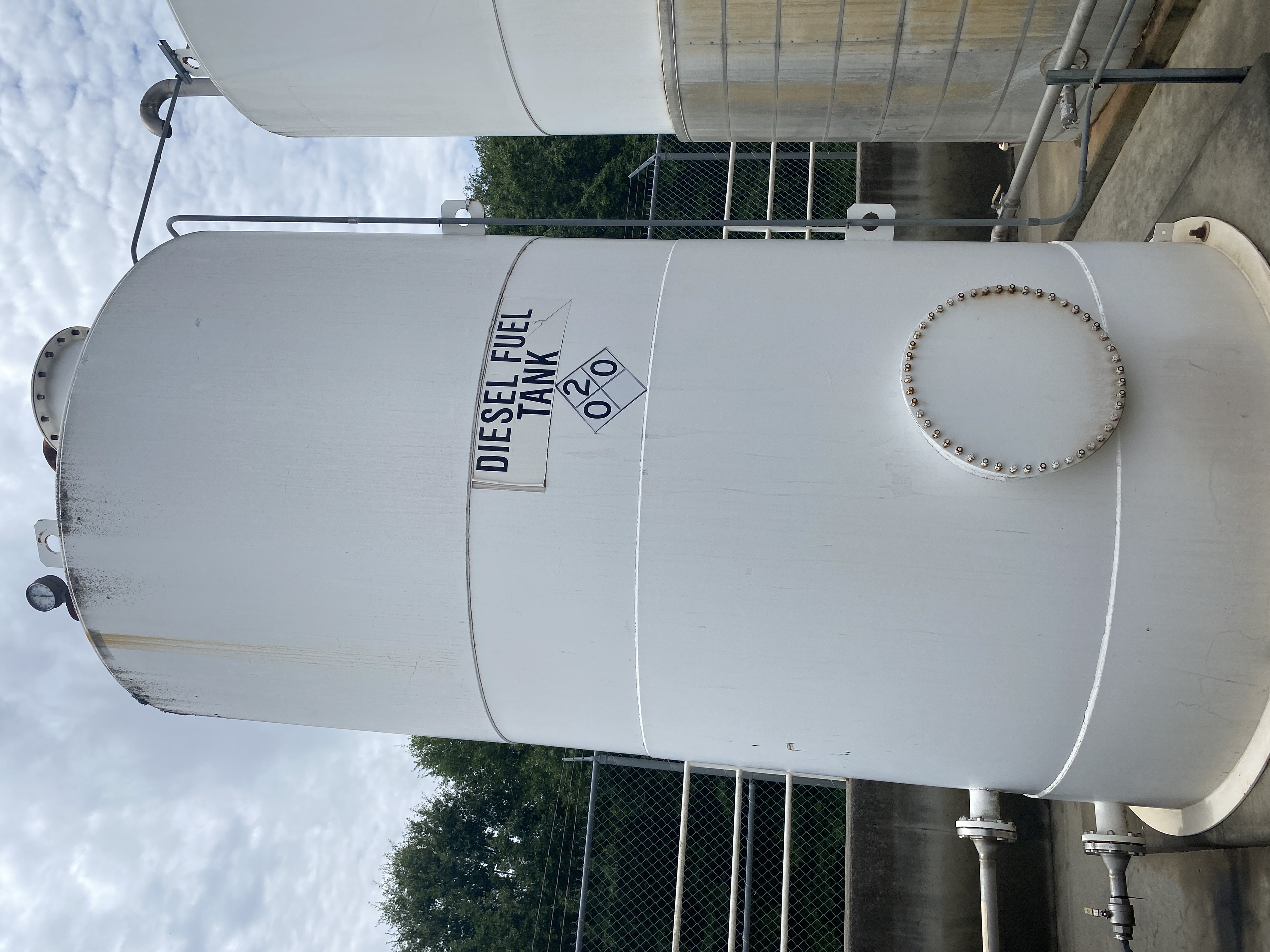 Used Used Highland Tank approximately 5500 gallon vertical carbon steel diesel fuel tank