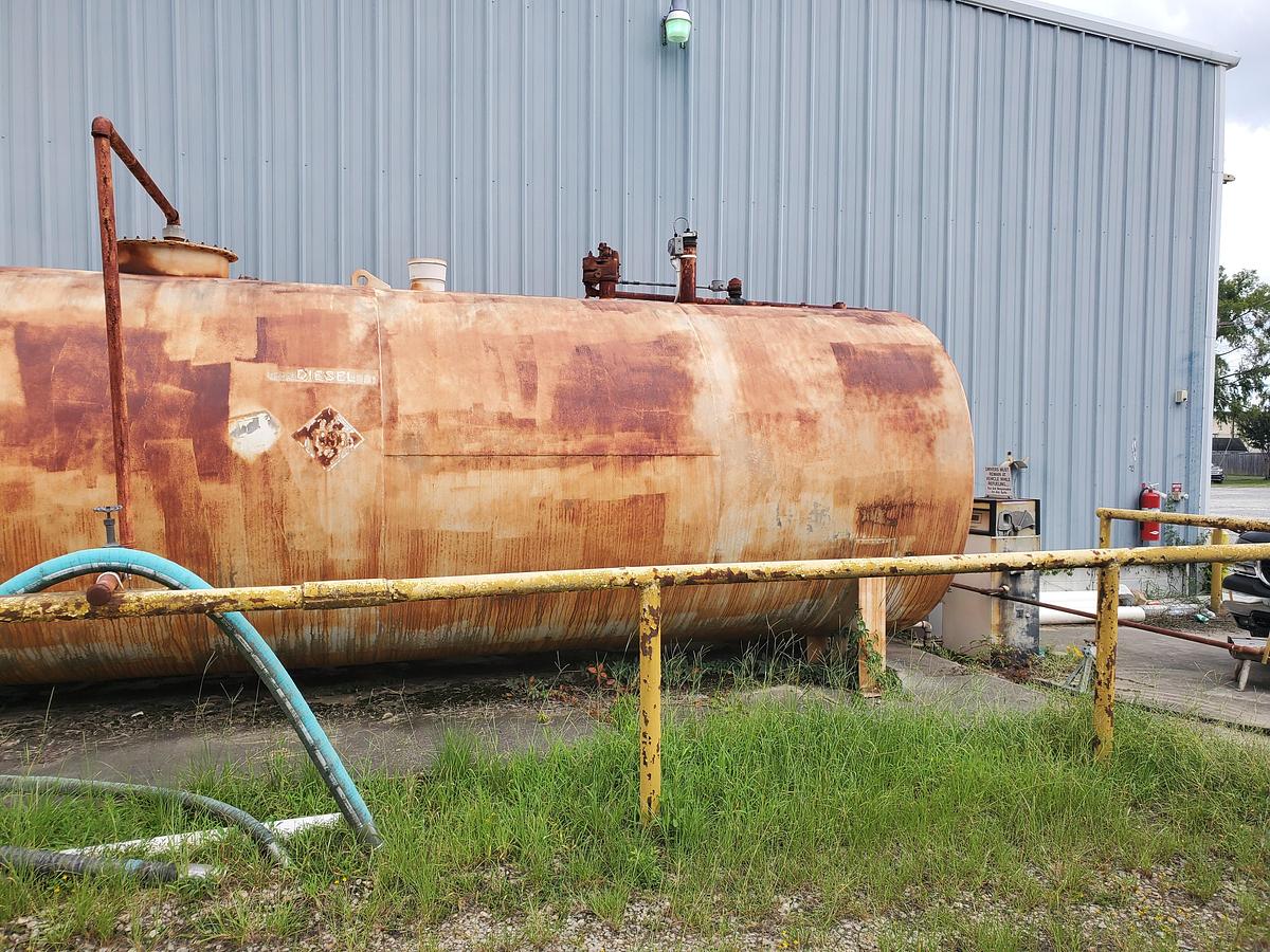 Used Used Alabama Tank approximately 10,000 gallon carbon steel double-walled horizontal storage tank.