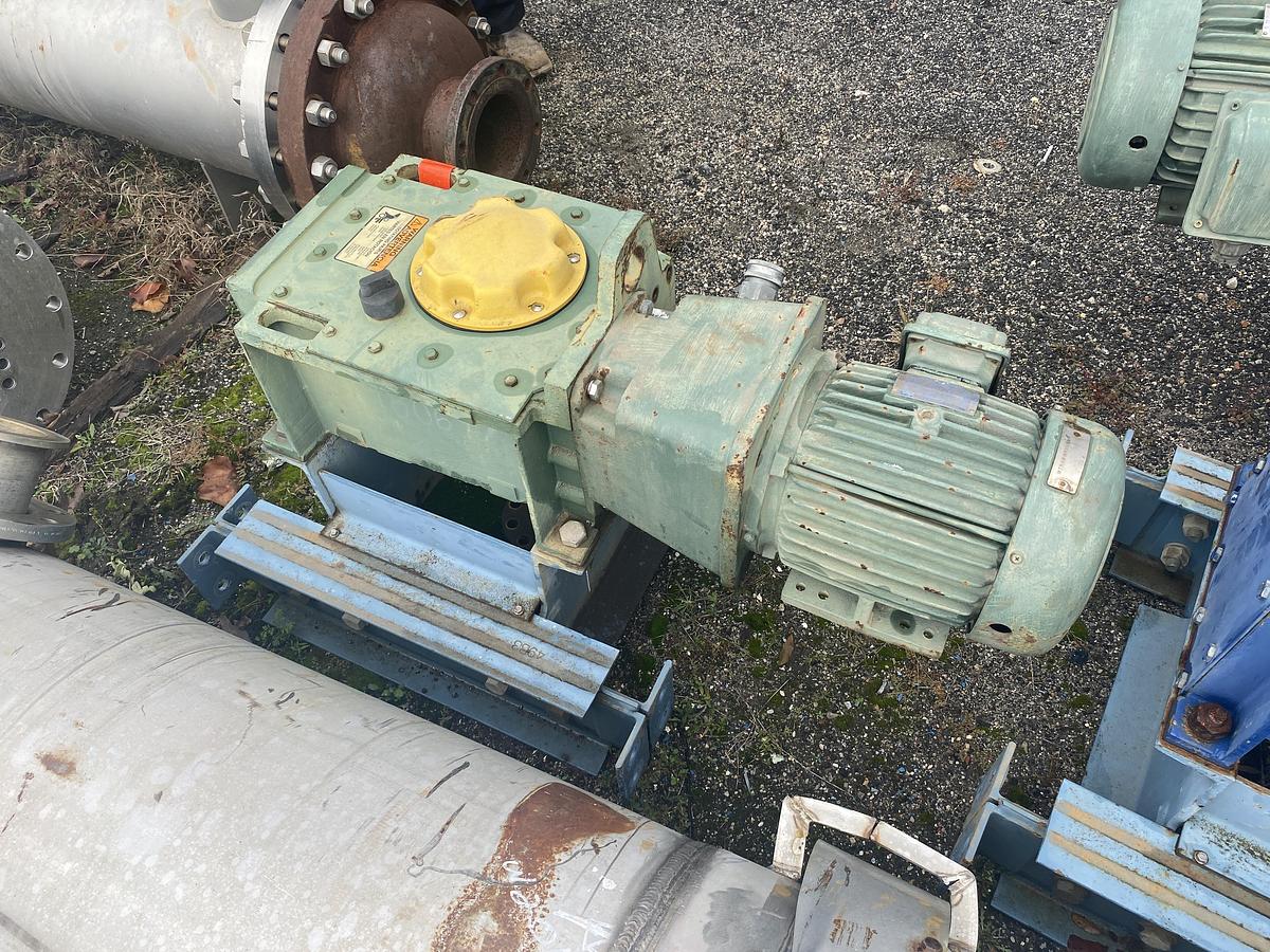 Used Used Lightnin Right-Angle Drive (CW)