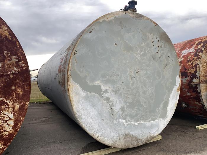 Used Used approximately 20,000 gallon vertical carbon steel storage tank