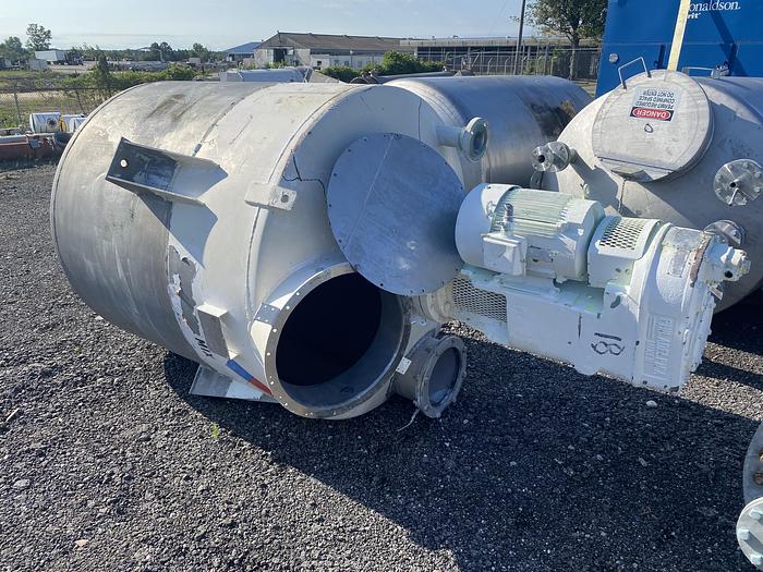 Used Used Circleville Metal Works Inc. approximately 750 gallon 304 stainless steel vertical mix tank