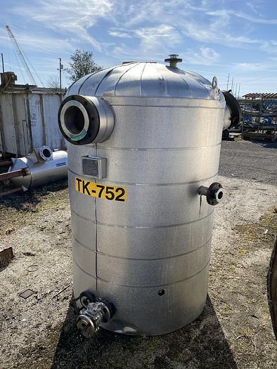 Used Used ICM Inc. 382 gallon stainless steel vertical tank