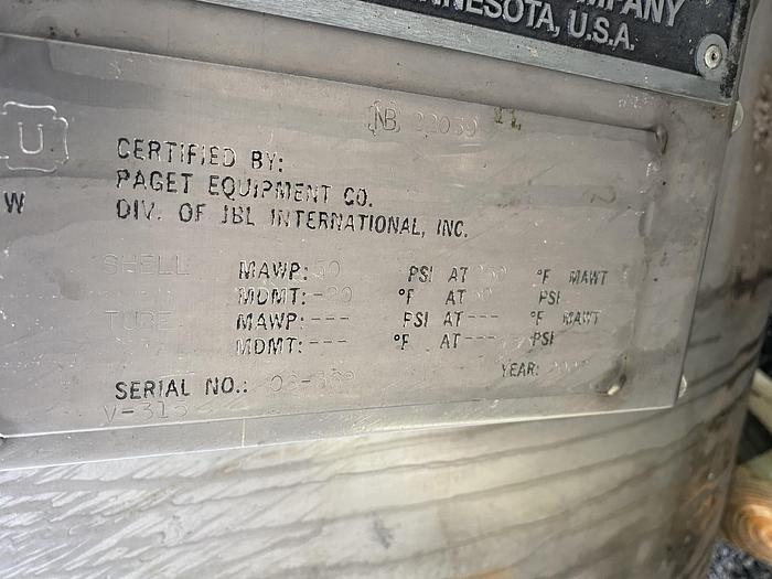 Unused Crown Iron Works Inc. 2500 gallon 304L stainless steel vertical pressure tank