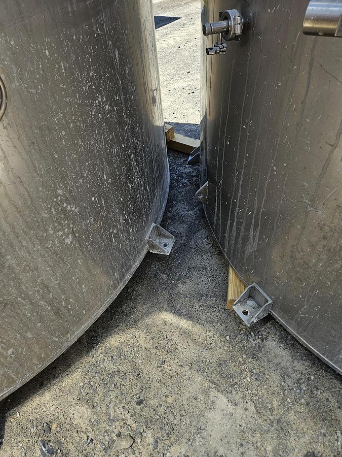 Used Used Feldmeier 7,000 gallon 304 stainless steel sanitary storage tanks