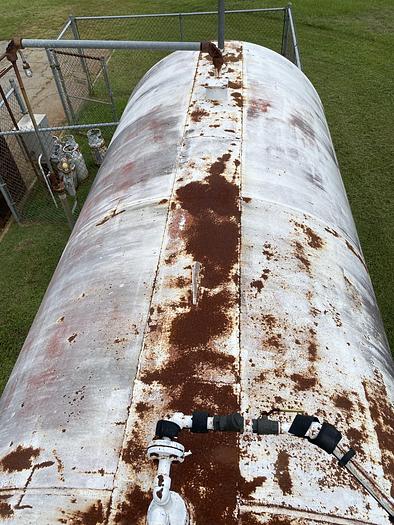 Used Used approx. 10,000 gallon CS  fuel tank