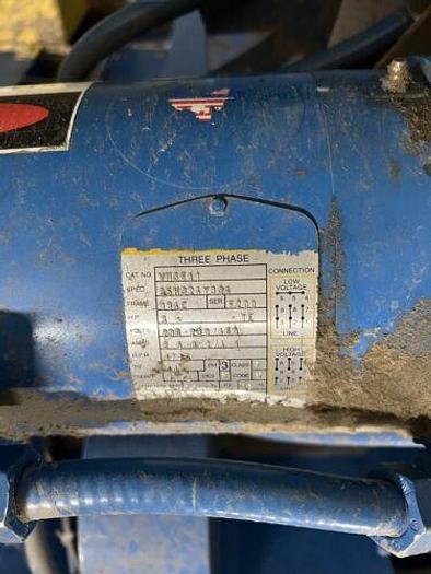 Used Used 5200 Series EO-3310 Balemaster Model 5260G-8 Horizontal Auto Tie Baler System