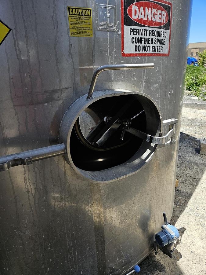 Used Used Feldmeier 7,000 gallon 304 stainless steel sanitary storage tanks