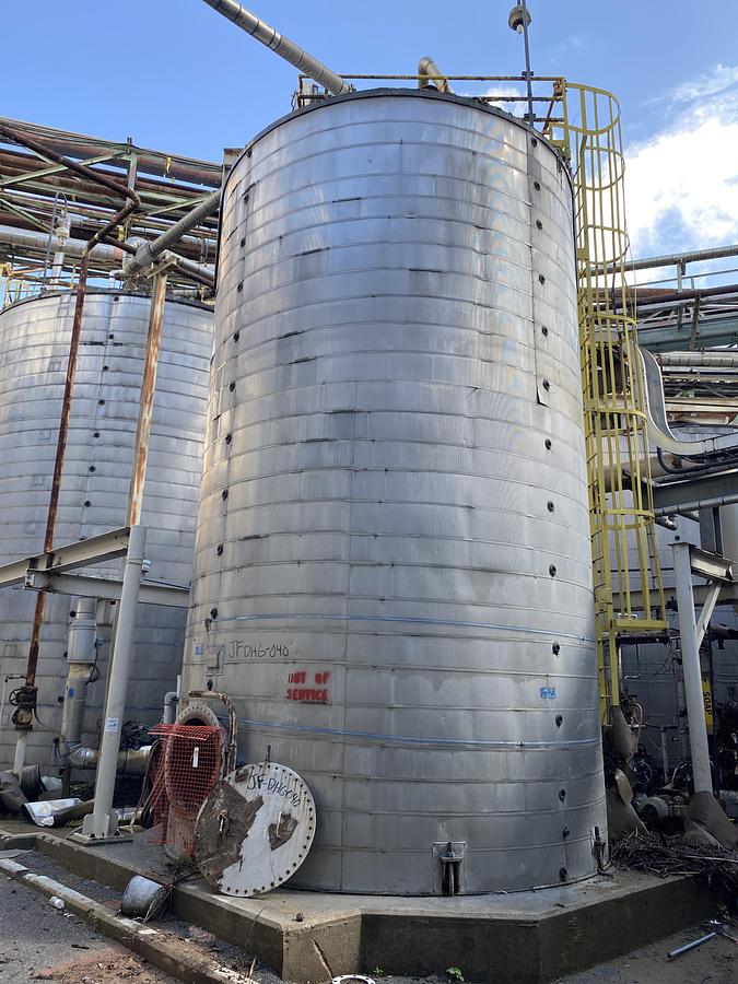 Used Used Erected Steel Products 27,636 gallon 304L stainless steel storage tank.