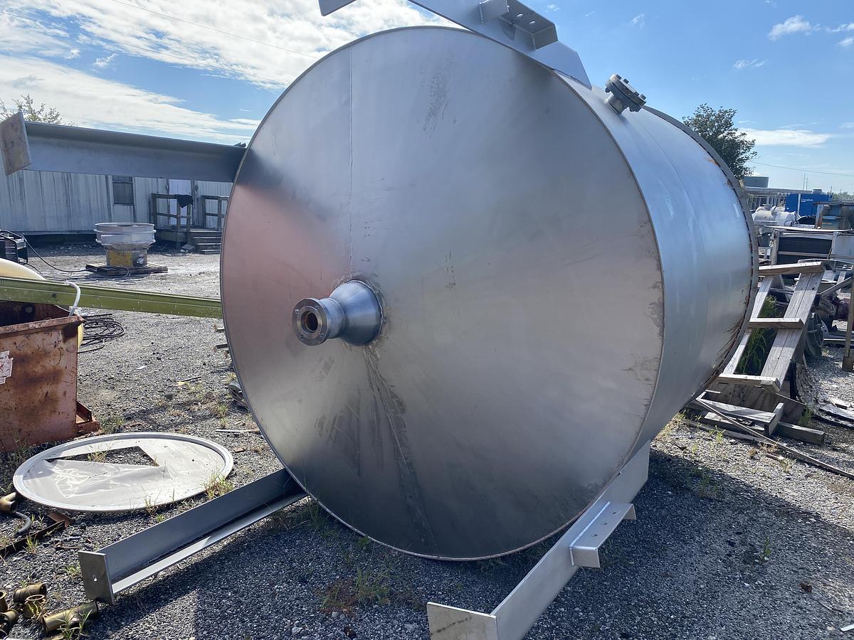 Used Used Gaston County approximately 2800 gallon stainless steel mix tank