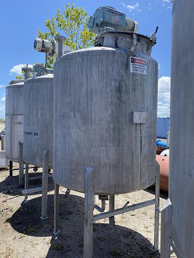 Used Used Circleville Metal Works Inc. approximately 750 gallon 304 stainless steel vertical mix tank