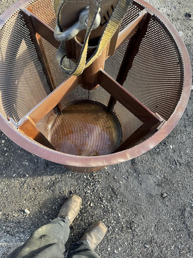 Used Used Gaston County 304 stainless steel large capacity basket filter vessel