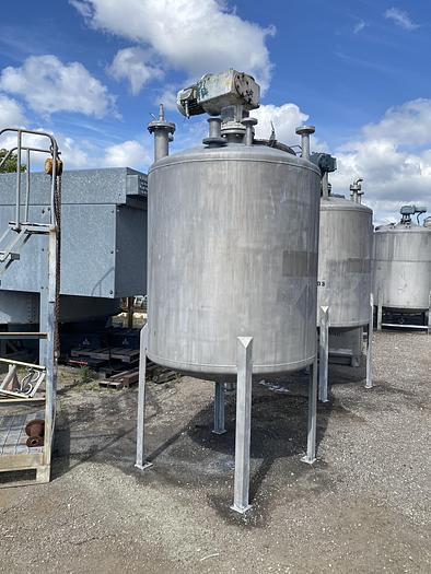 Used Used Circleville Metal Works Inc. approximately 750 gallon 304 stainless steel vertical mix tank
