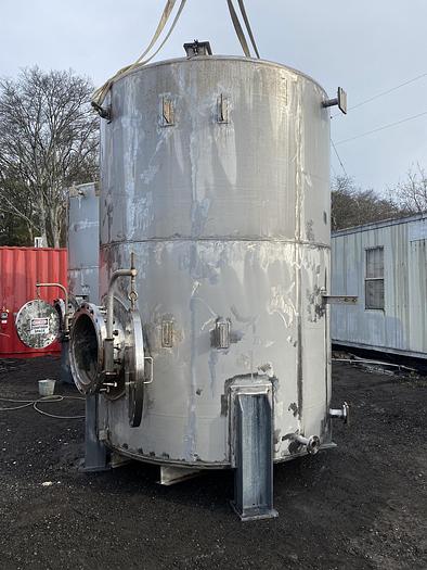 Used Used CMW Inc approximately 4000 gallon stainless steel vertical storage tank