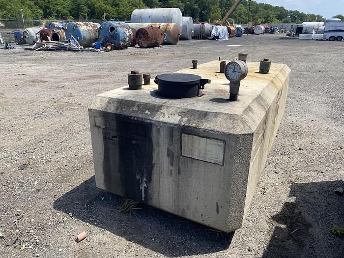 Used Used ConVault 500 gallon rectangular self-contained fuel tank