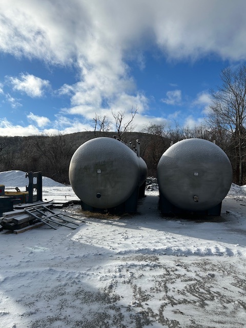 Unused Peerless Mfg. 13,000 gallon 304L stainless steel horizontal pressure tank