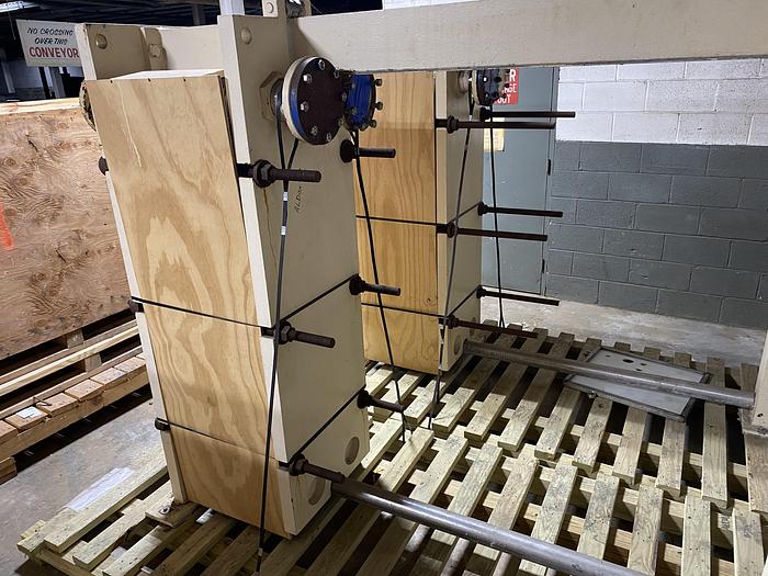 Used Used APV Model R-56 stainless steel plate heat exchanger