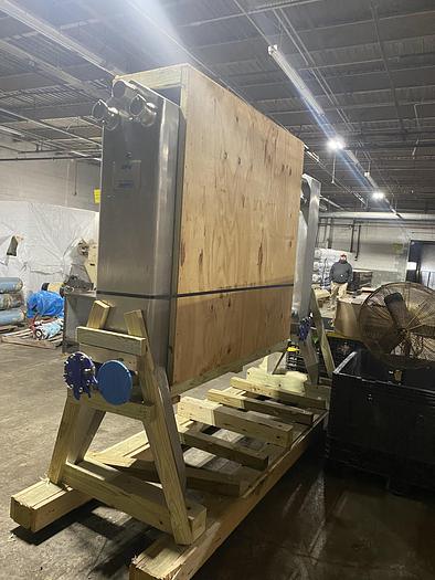 Used Used APV Model R-51 stainless steel Press Plate heat exchanger