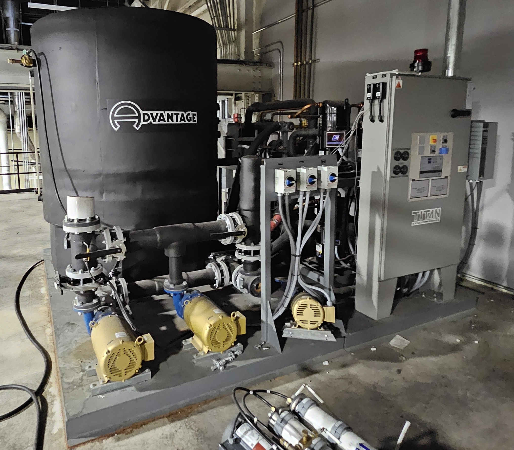 Used Used 93-Ton Air Cooled Advantage Titan Central Chiller with Remote Outdoor Condensers (2023) Model: TIP-100A-MZC-3P