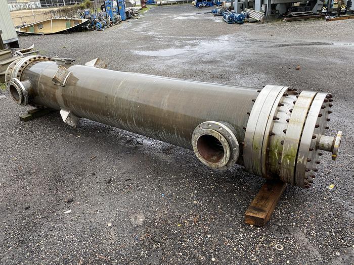 Used Used Reconditioned Southern Heat Exchanger Corporation 850 sq ft.  vertical Copper Nickel/Duplex Stainless Steel shell and tube heat exchanger