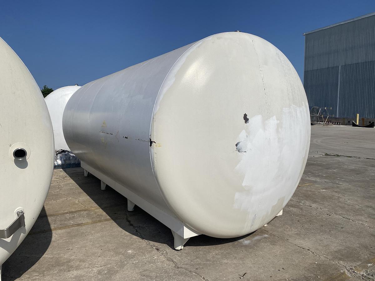 Used Used Walker 7000 gallon 304L Model HHT, horizontal insulated tank.