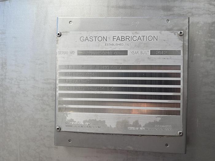 Used Used Gaston County approximately 2800 gallon 304L stainless steel vertical tank