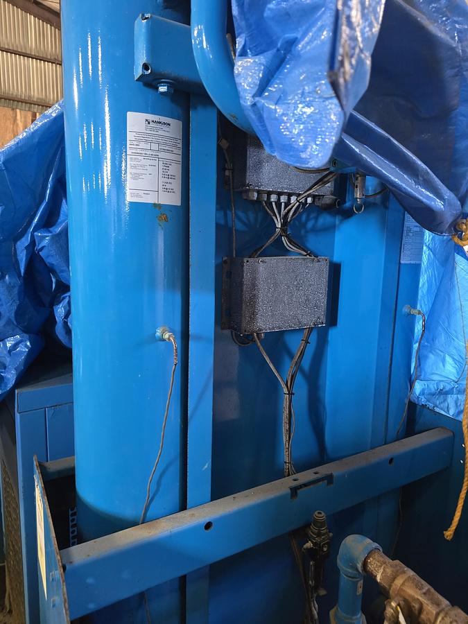 Used Used Atlas Copco Type ZT 37 VSD oil free air compressor
