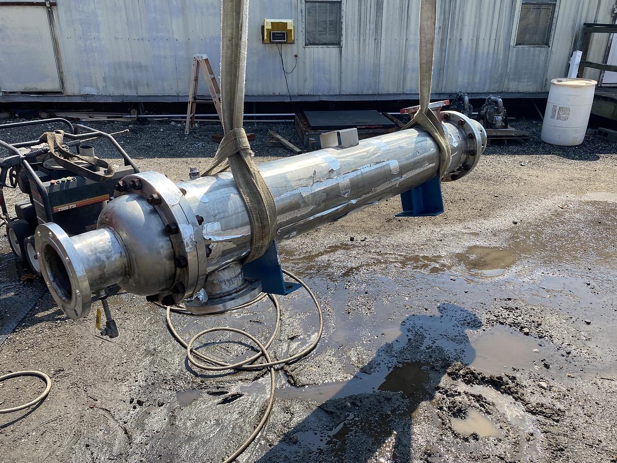Used Used JFD Tube & Coil Products Inc. 149.6 sq ft 304L Stainless Steel shell and tube heat exchanger