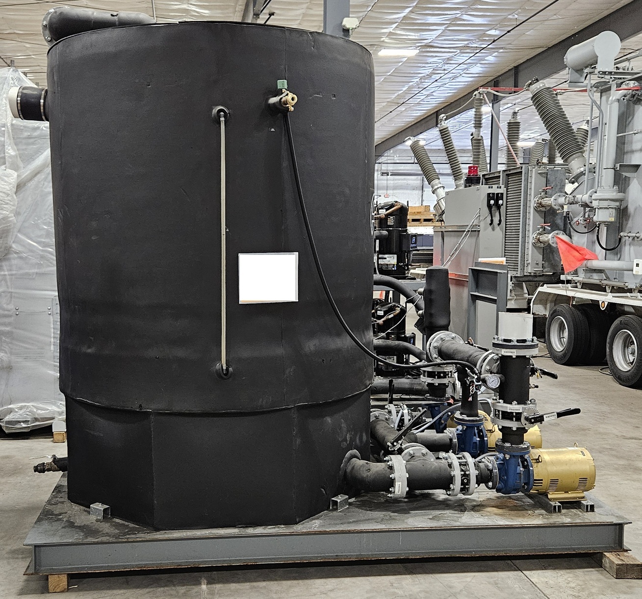 Used Used 93-Ton Air Cooled Advantage Titan Central Chiller with Remote Outdoor Condensers (2023) Model: TIP-100A-MZC-3P