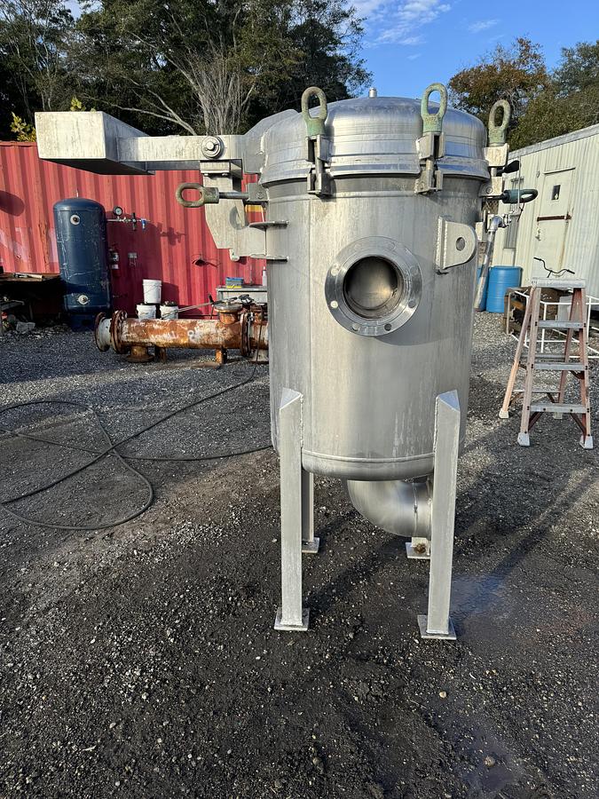 Used Used Gaston County 304 stainless steel large capacity basket filter vessel