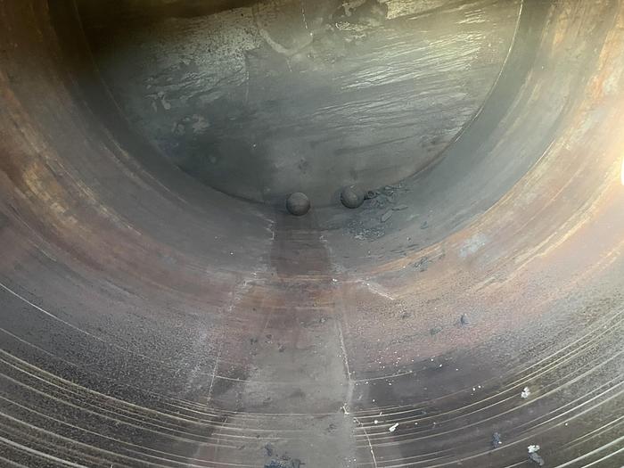 Used Used approximately 8500 gallon vertical stainless steel tank