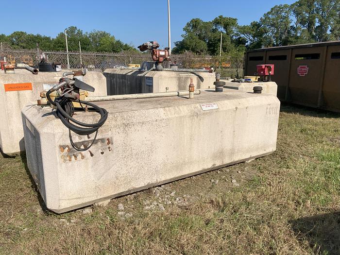 Used Used ConVault 500 gallon rectangular self-contained fuel tank