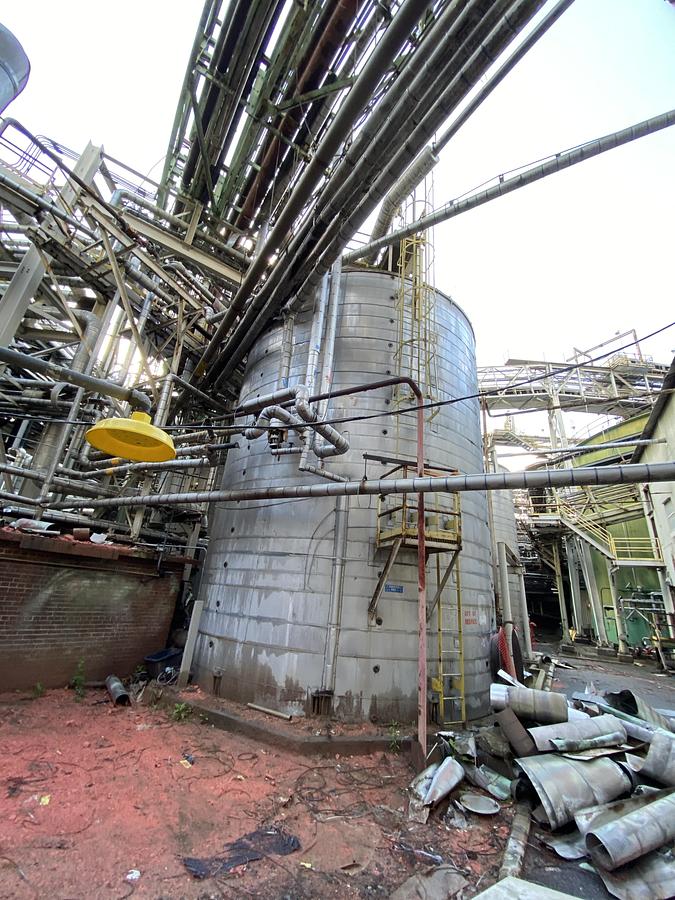 Used Used Erected Steel Products 79,620 gallon 304L stainless steel storage tank.