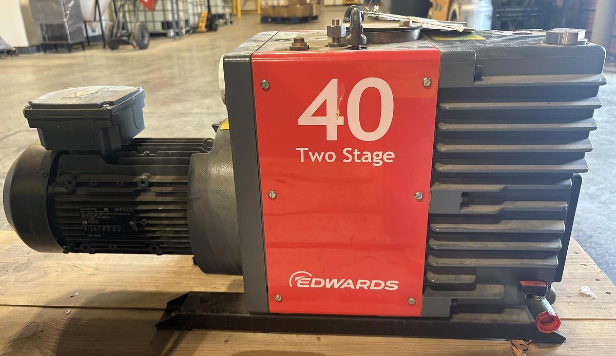 Unused Edwards model E2M40 2 stage oil-seal rotary vane mechanical vacuum pump.