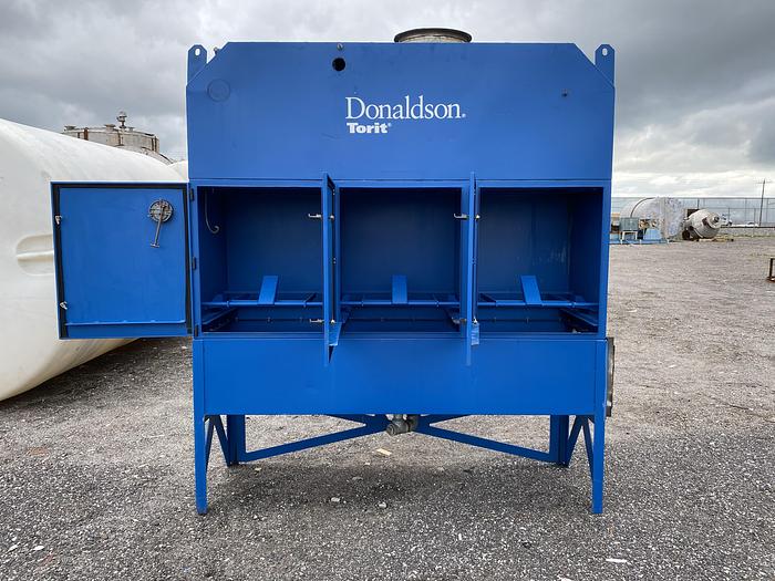 Used Used Donaldson Torit Model WSO 25-3 5500 CFM Mist Collector