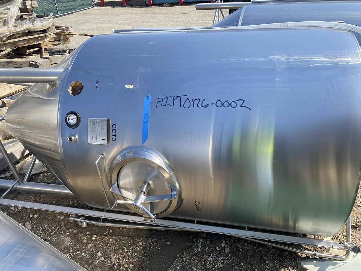 Used Used Deutshe Babcock BTE Gruppe Bdag 2600L/680 gallon 304 stainless steel vertical jacketed tank