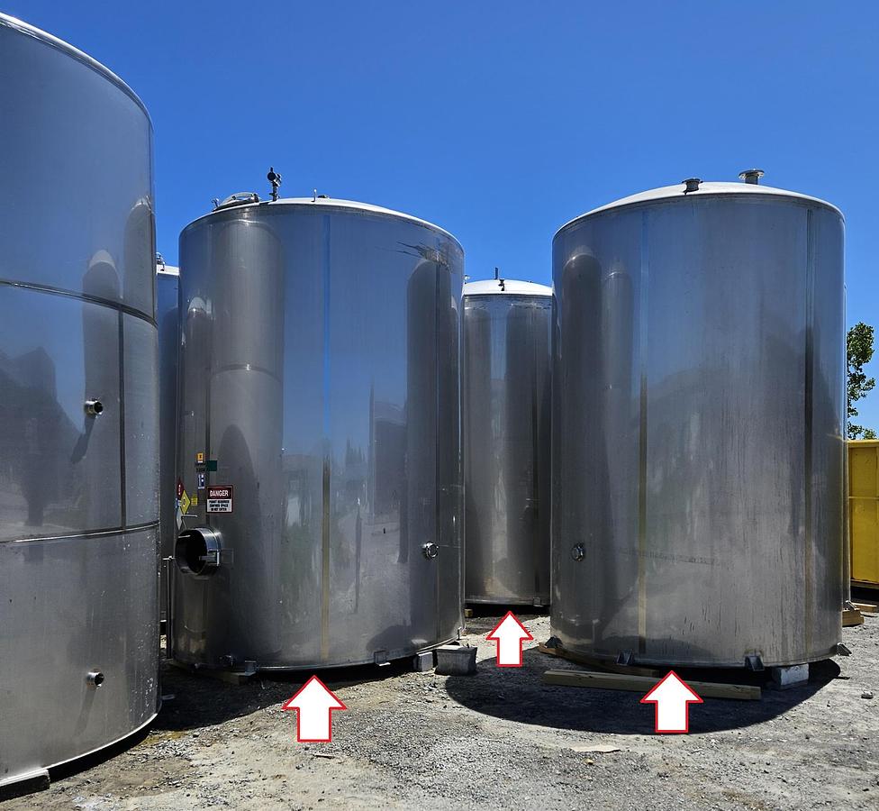 Used Used Feldmeier 8,000 gallon 304 stainless steel sanitary storage tanks