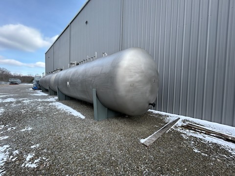 Unused Peerless Mfg. 13,000 gallon 304L stainless steel horizontal pressure tank