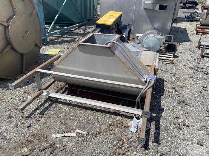 Used Used Dual Bin dry products  and storage system