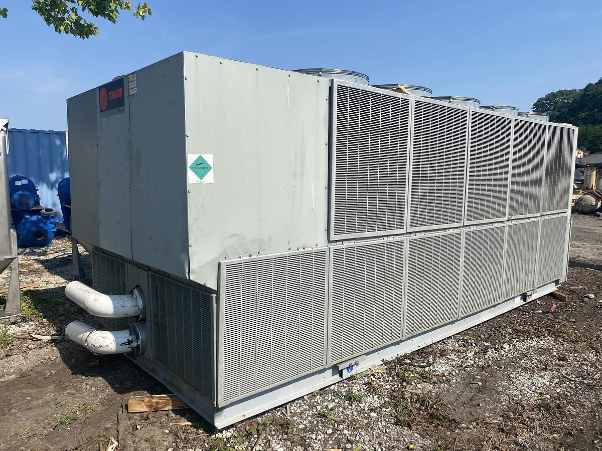 Used Used Trane 185 ton air cooled chiller.